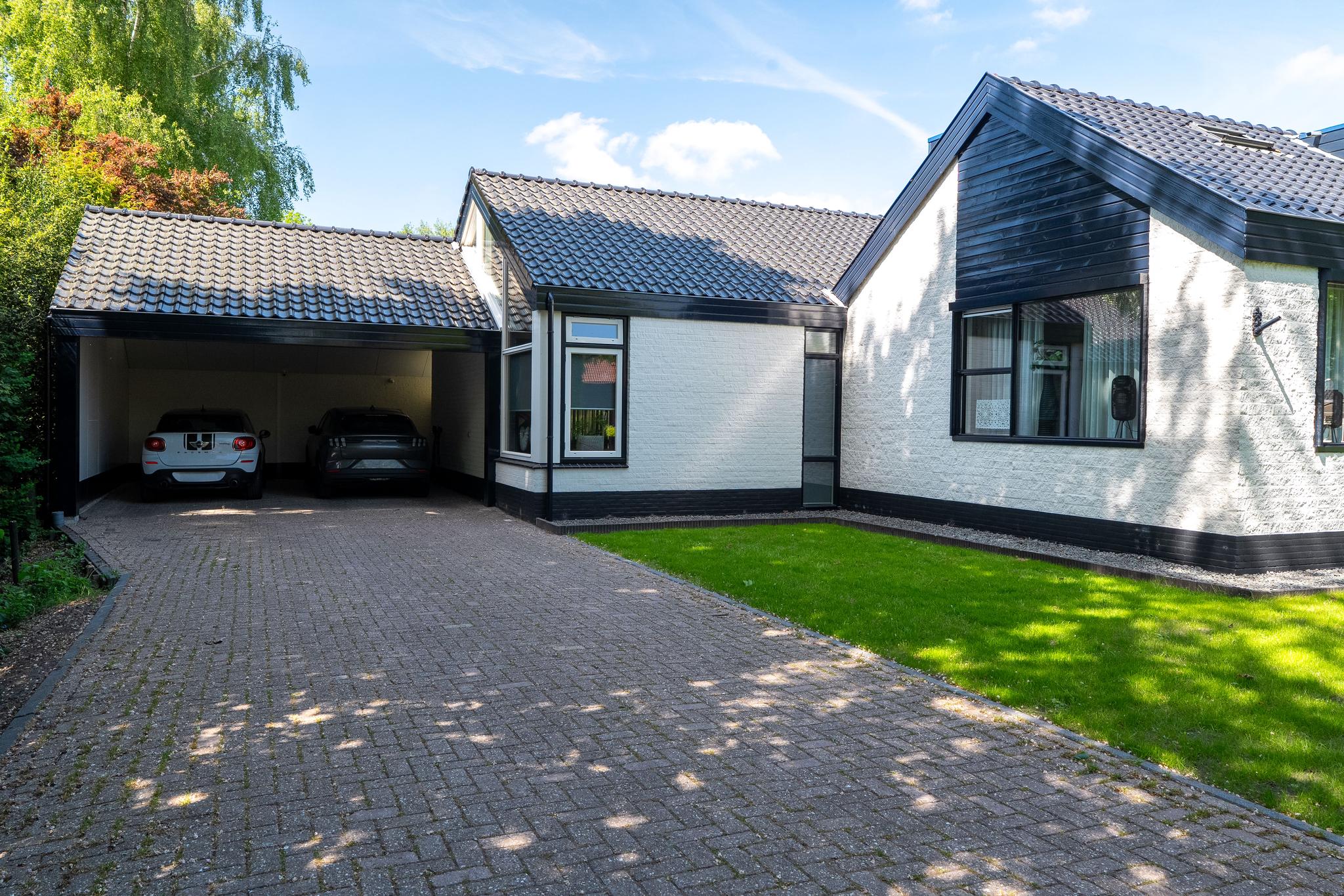 Hoofdweg 15