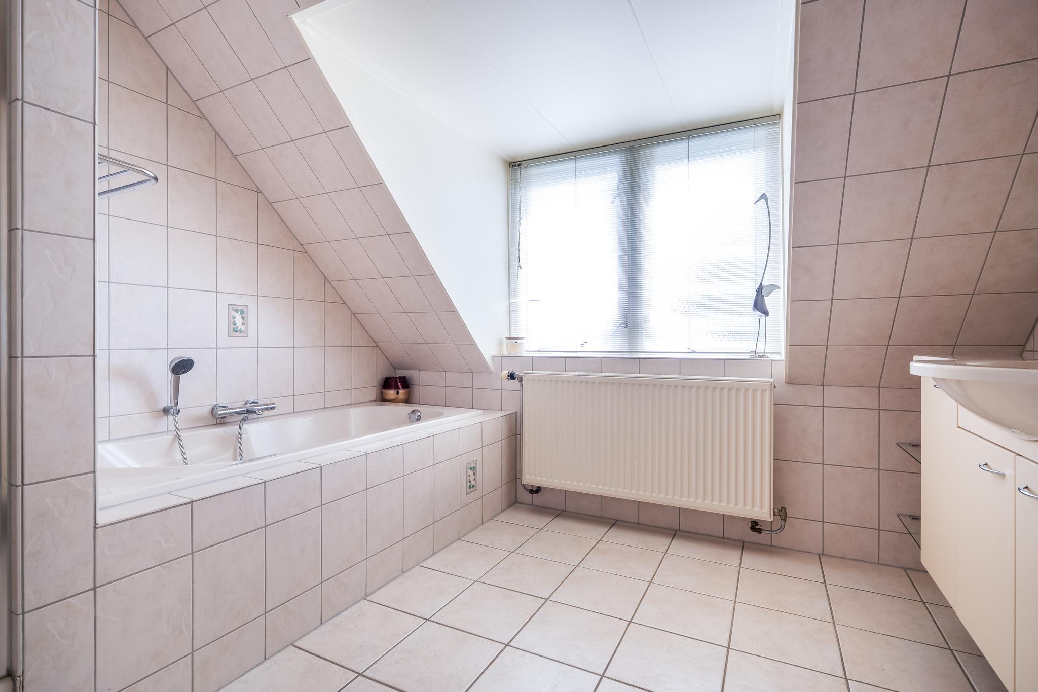 Hoofdweg 9