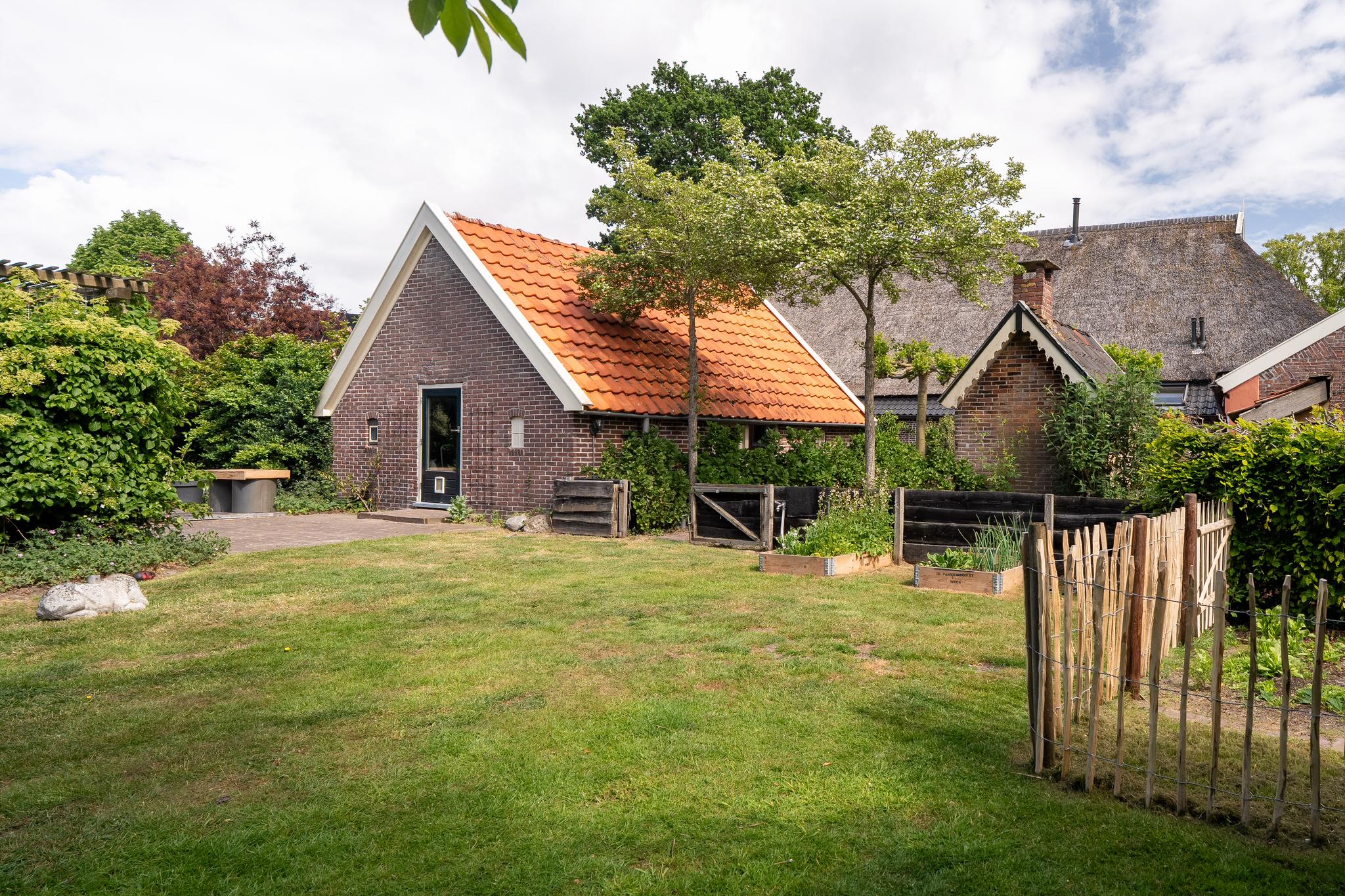 Hoofdweg 9