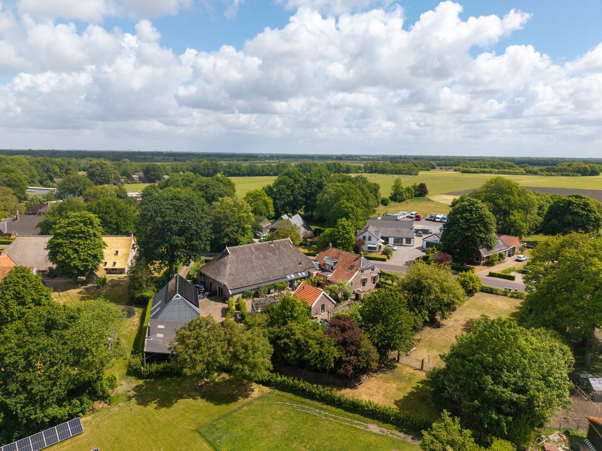 Hoofdweg 9