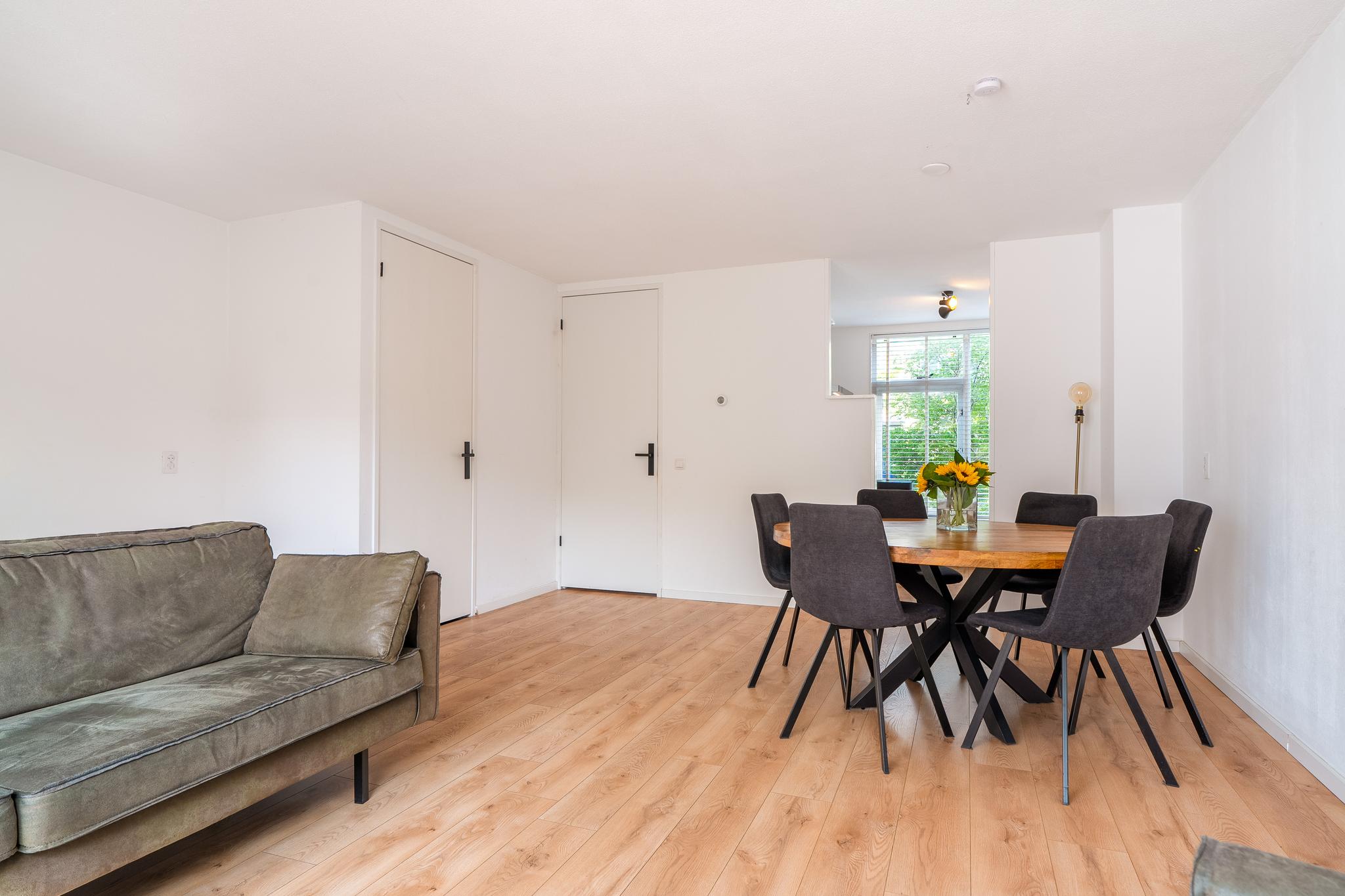 Van den Broekstraat 3