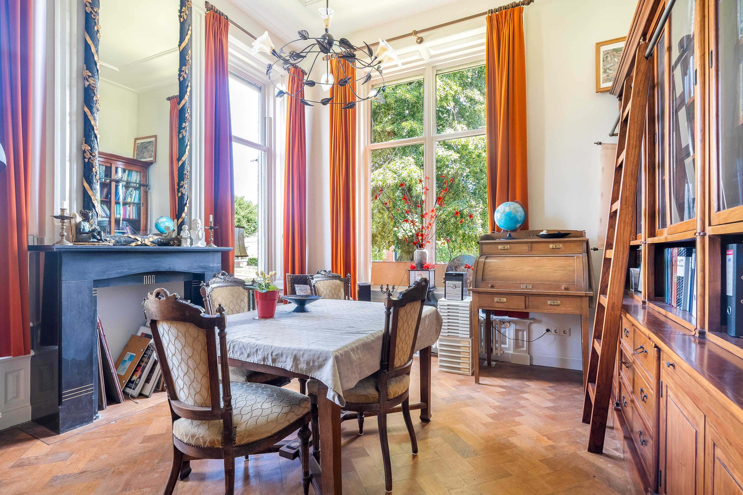 Hoofdstraat 77