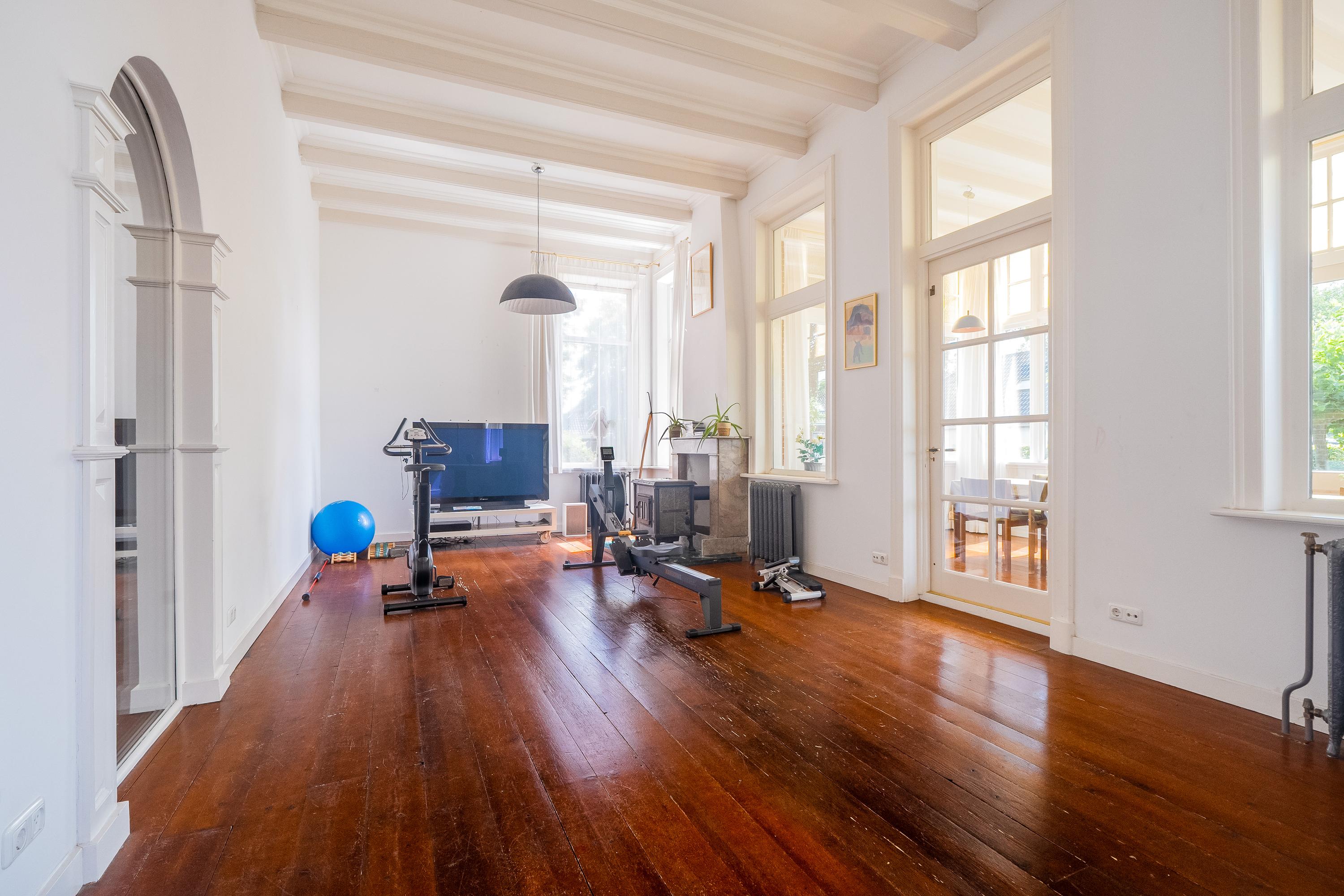 Hoofdstraat 77