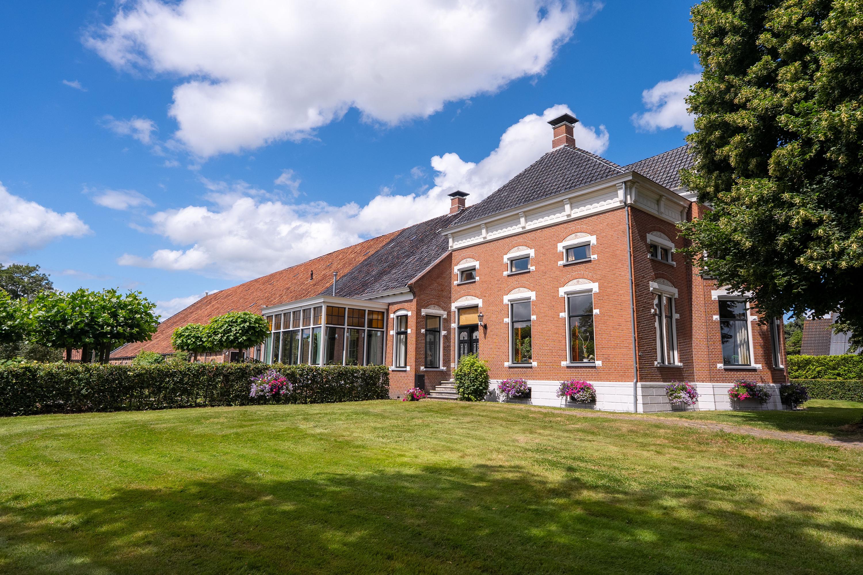 Hoofdstraat 77