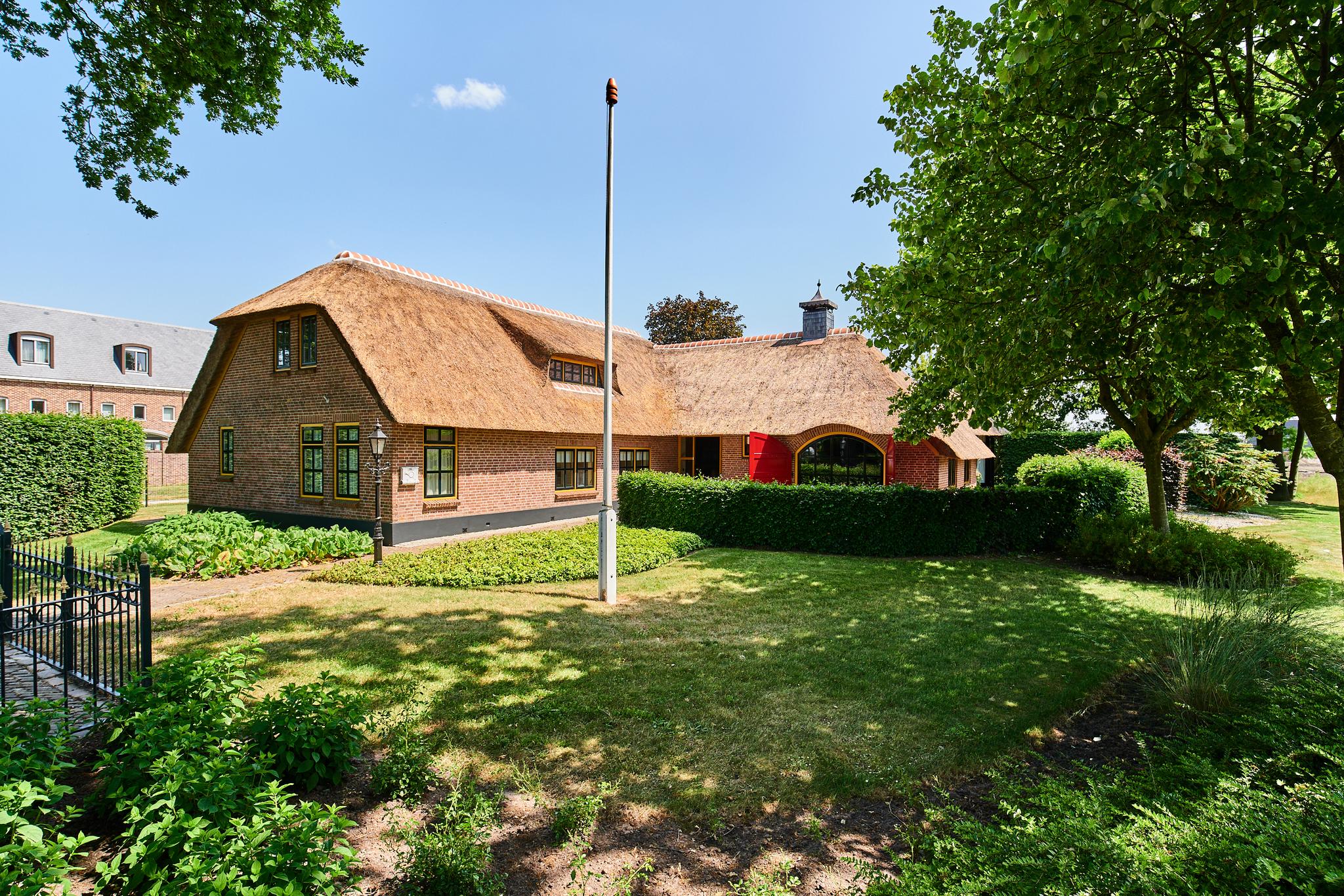 Roomsterweg 6